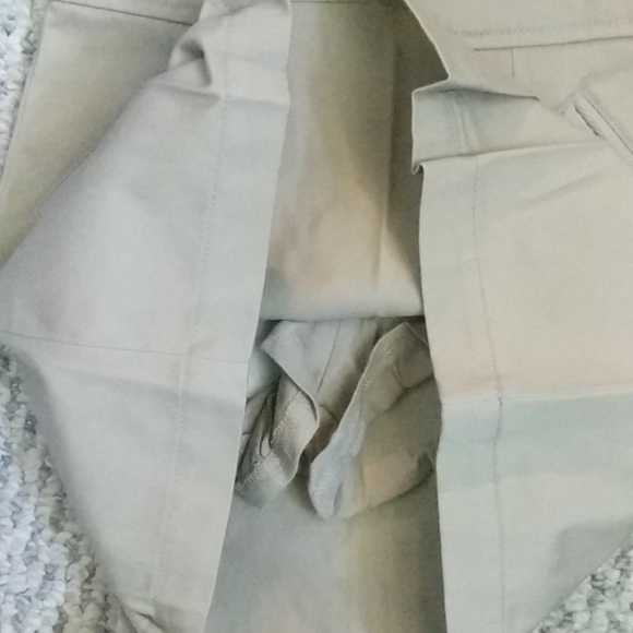 NWT Girls 5 pleated khaki school uniform skort - Picture 5 of 5